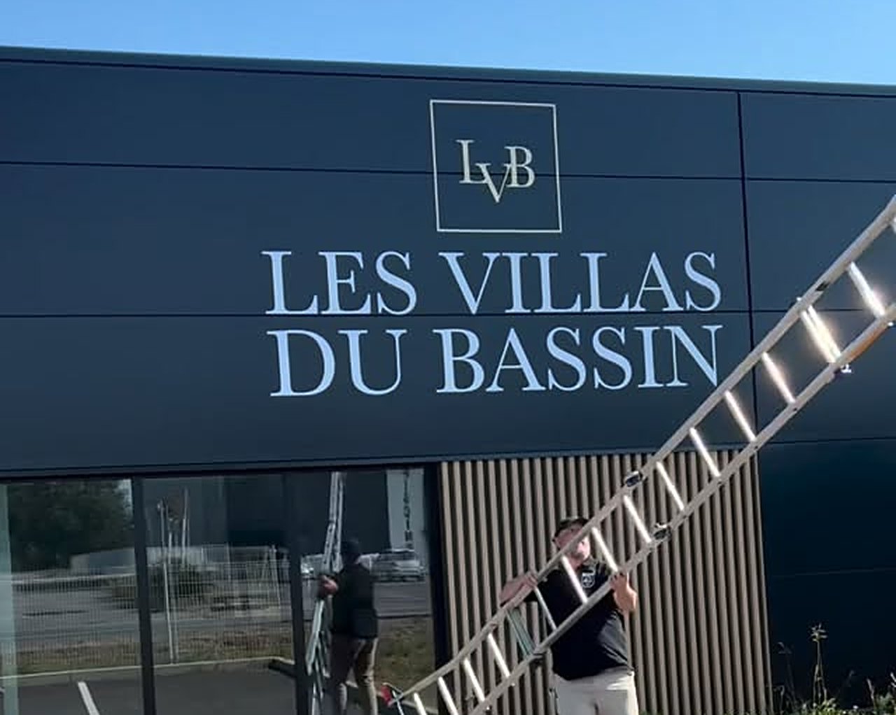 La façade de l'espace projets des Villas du Bassin à La Teste-de-Buch